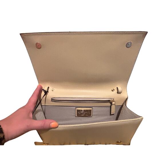 Valentino Bags By Mario Valentino Lena Lavoro Gold Womens Cream Clutch VDA270 - Picture 5 of 8